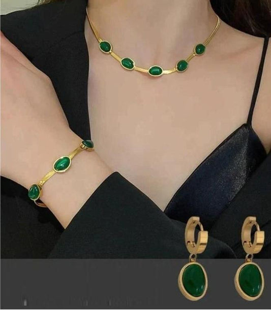 Oval Green Crystal Pendant Necklace Set With Bracelet